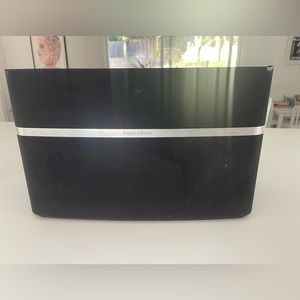 Bowers & Wilkins A7 speaker